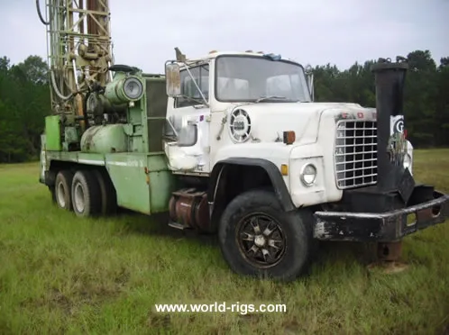 Chicago Pneumatic 650WS Drill Rig for Sale